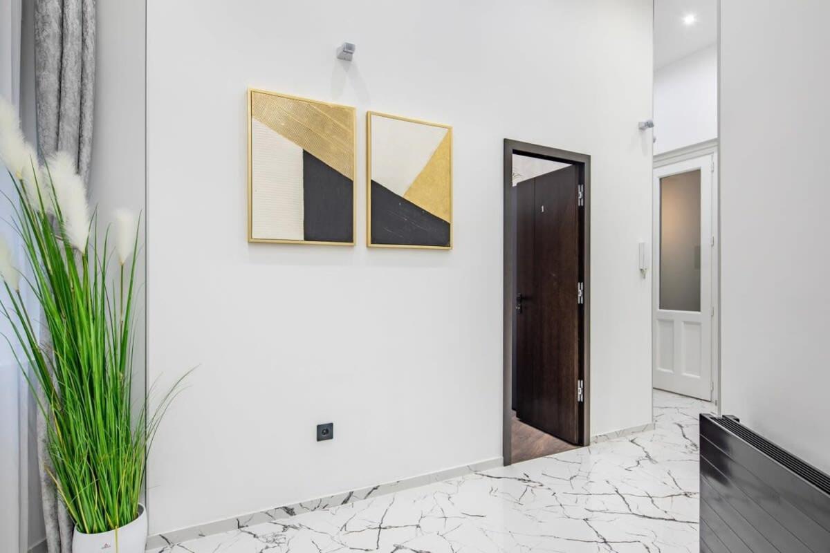 Apartment Location - Modern Luxury Budapest